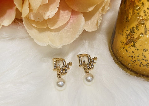 Drop Pearl Gold Earrings